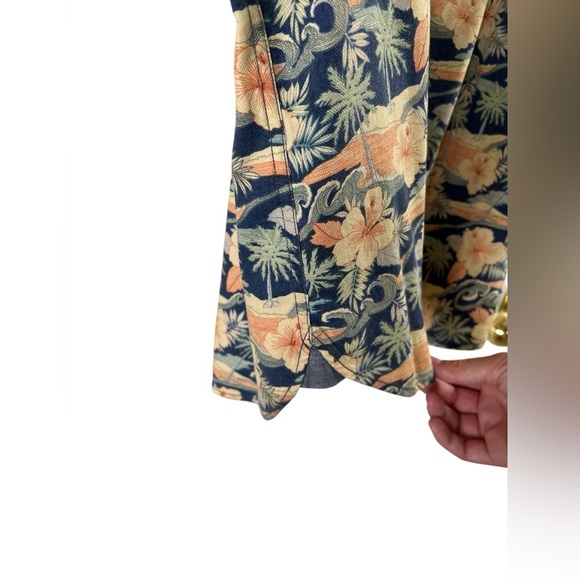Tommy Bahama floral USC College button down shirt - Picture 4 of 5